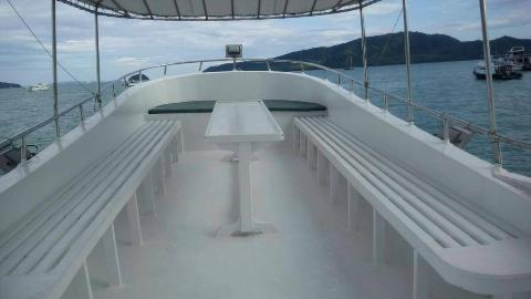 Аренда рыбацкой лодка B17 на Пхукете, зона для отдыха - фото 3